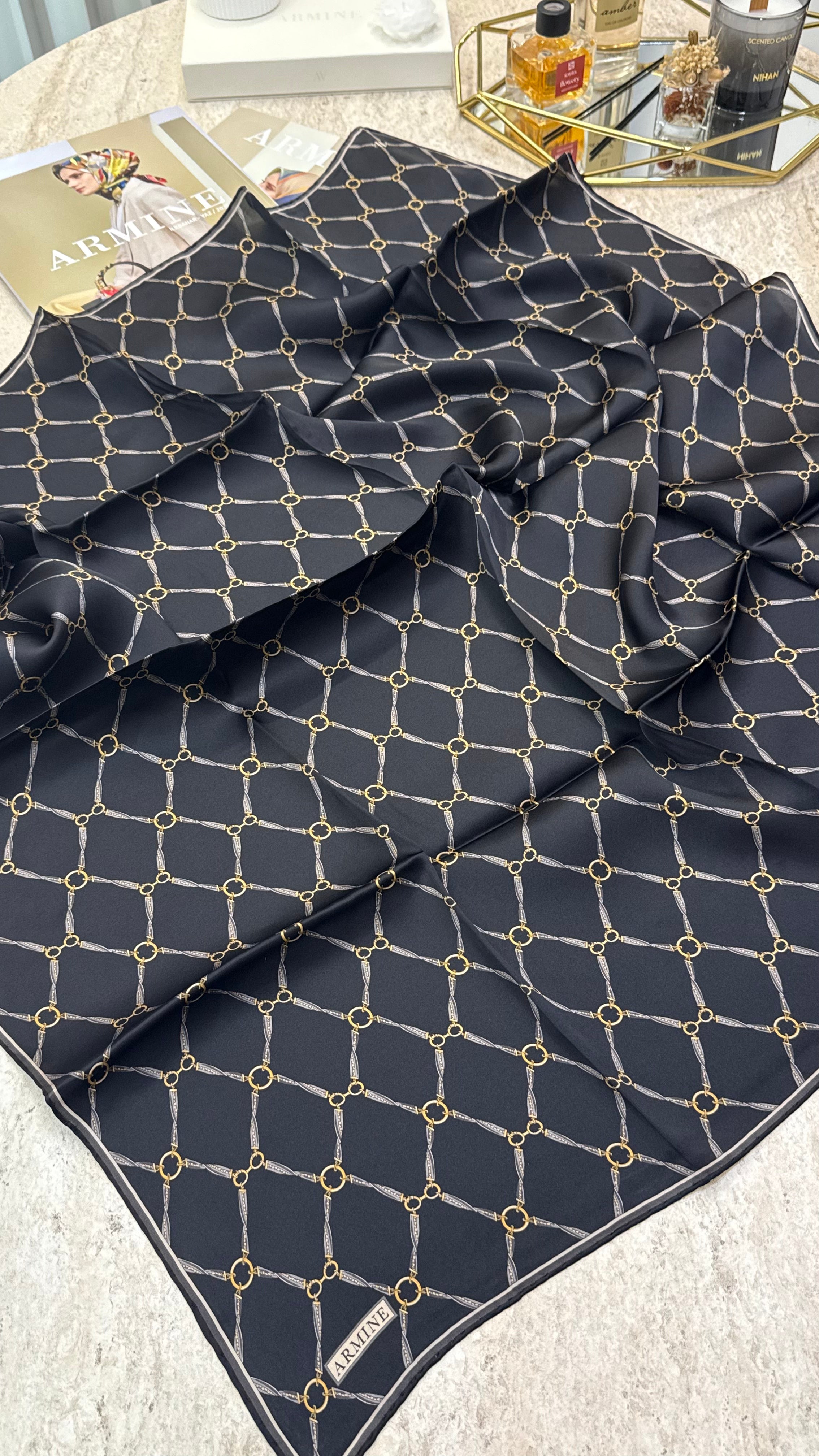 Armine Saf İpek Twill Eşarp 9538D
