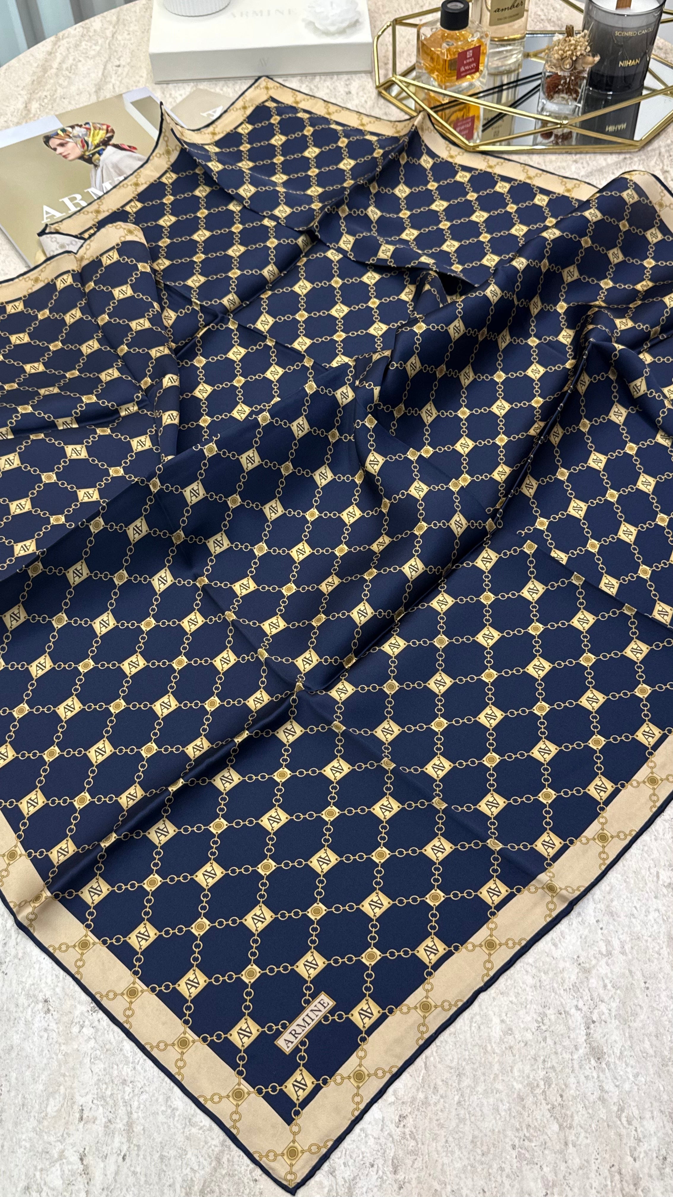 Armine Saf İpek Twill Eşarp 9530D