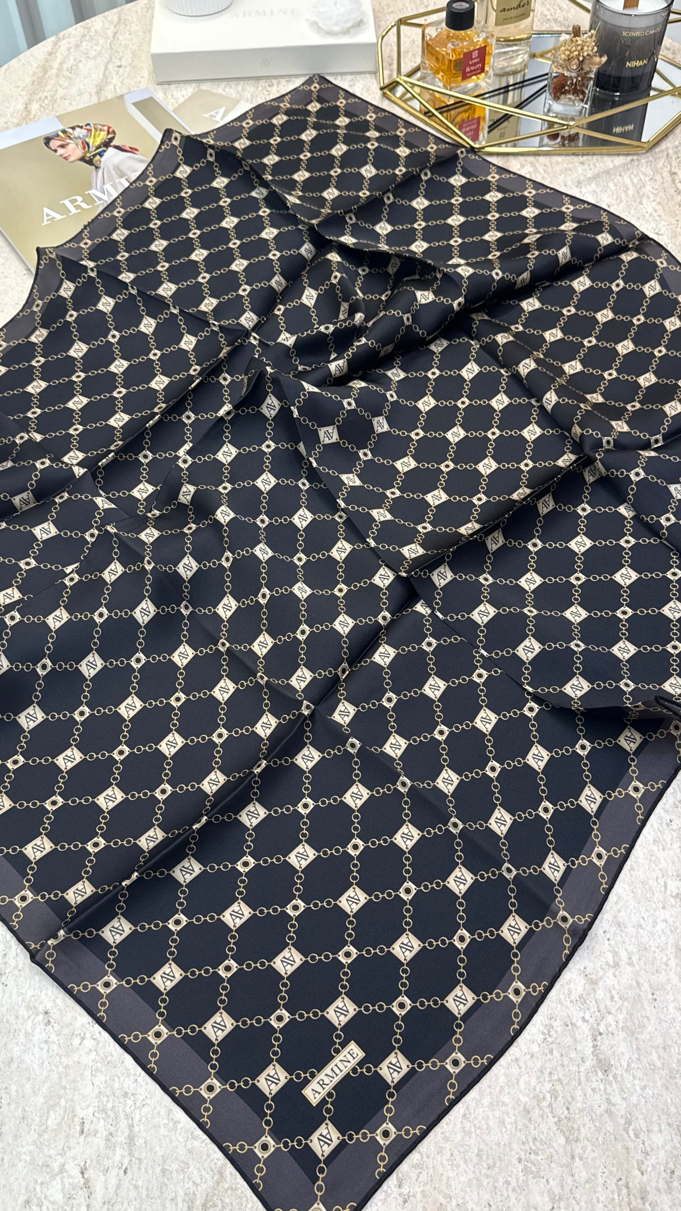 Armine Saf İpek Twill Eşarp 9530D