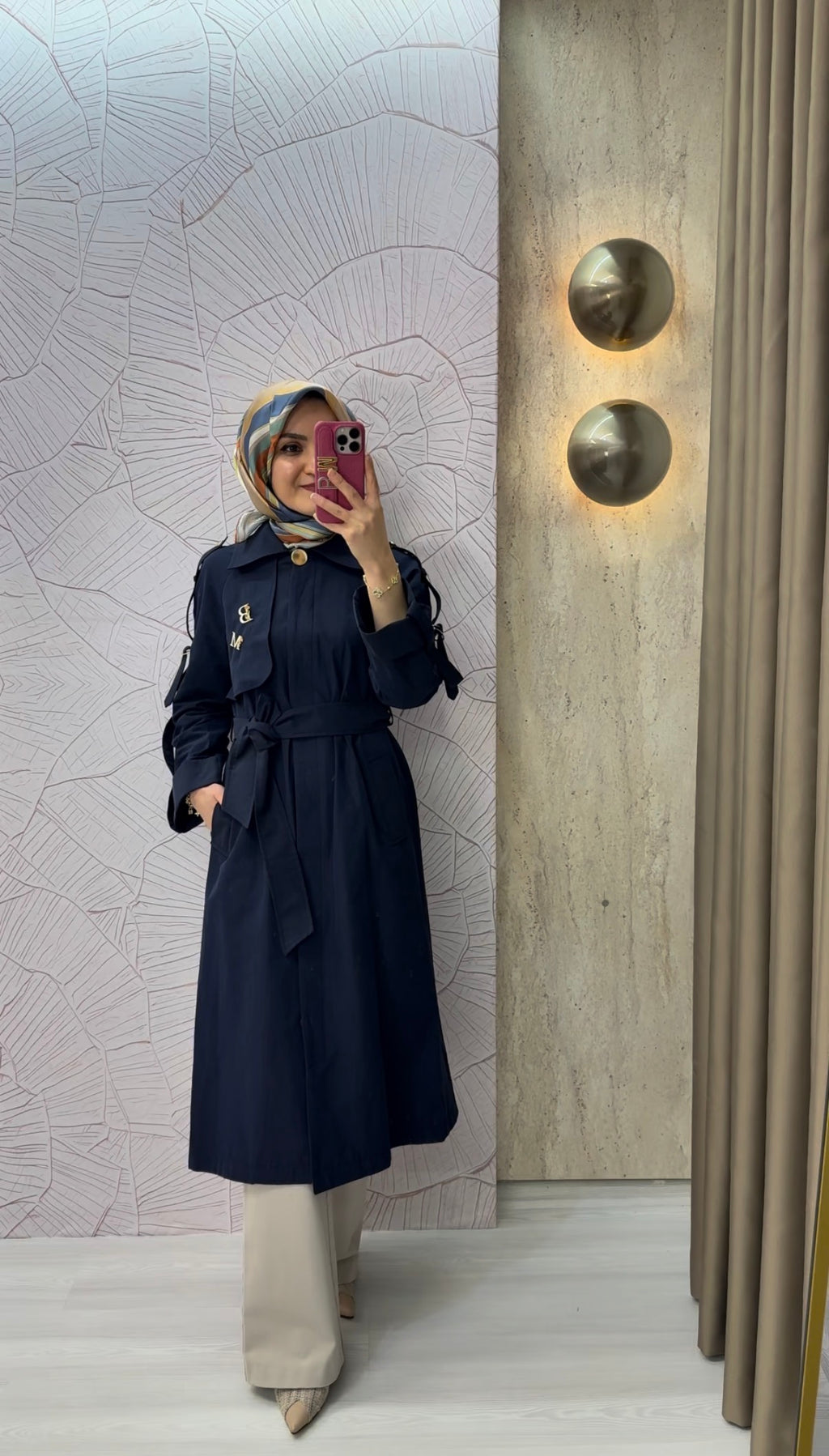 ARMİNE TREND Gizli Düğmeli Belden Kuşaklı Kolu Toka Detaylı Trençkot / 26YT701