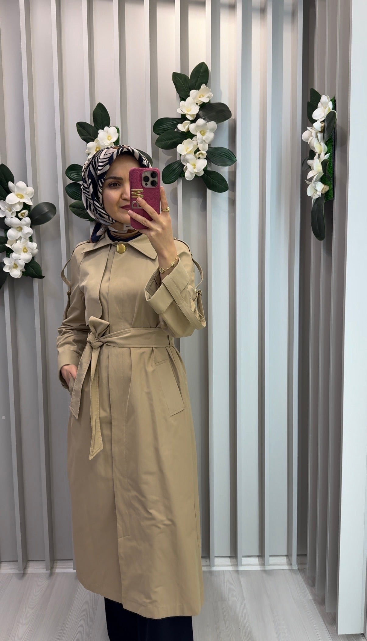 ARMİNE TREND Gizli Düğmeli Belden Kuşaklı Kolu Toka Detaylı Trençkot / 26YT701