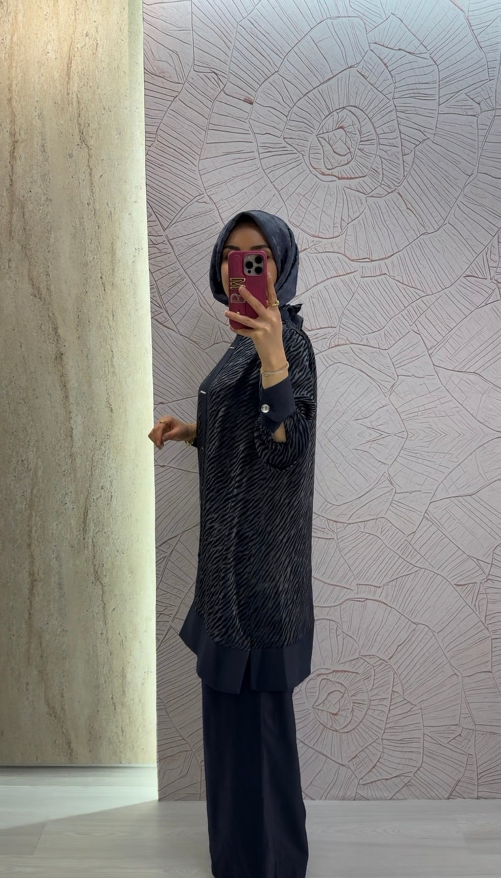 Armine Trend Çubuk Düğme Detaylı Jakarlı Saten Pantolonlu İkili Takım / 26YT608