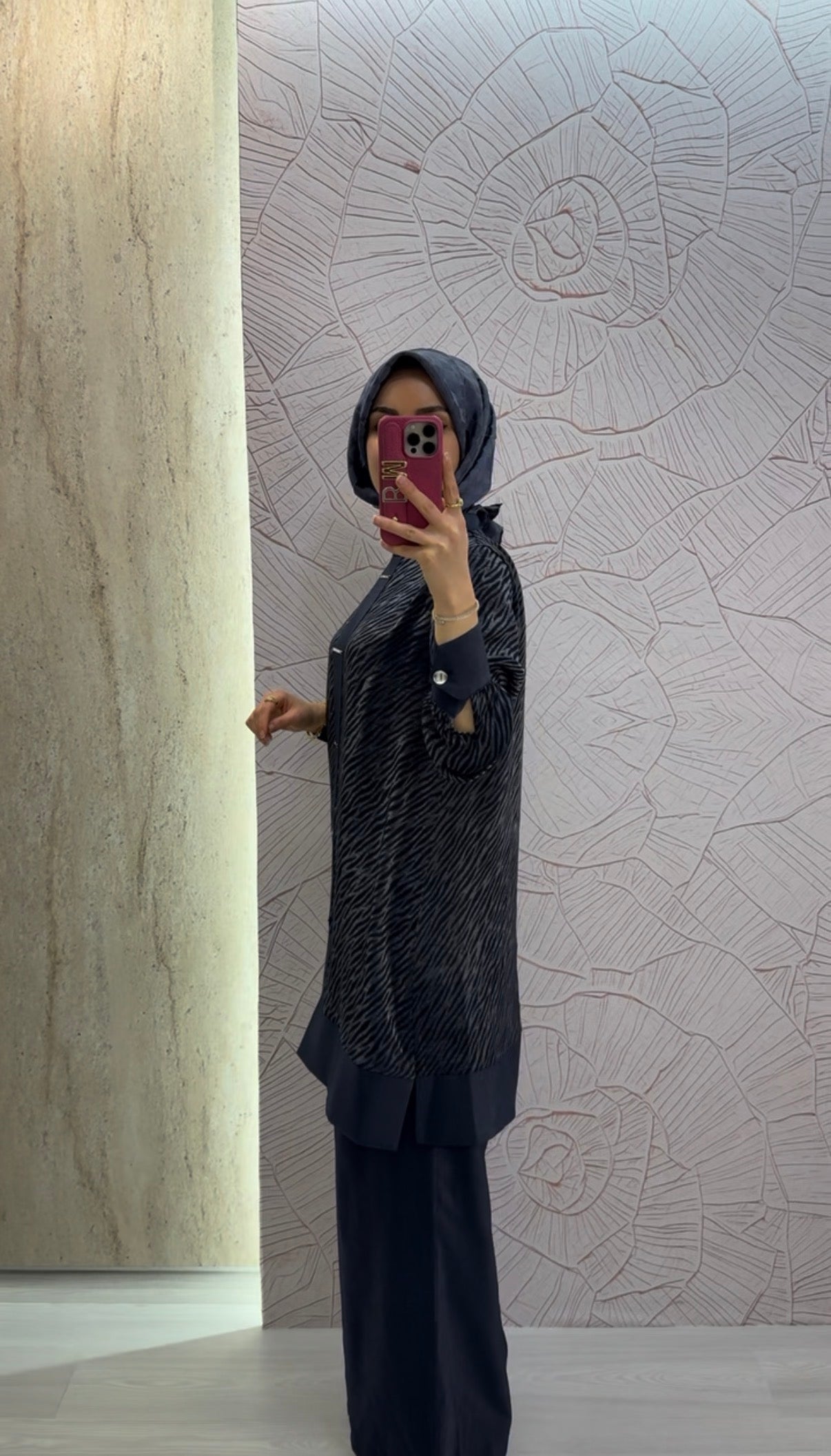 Armine Trend Çubuk Düğme Detaylı Jakarlı Saten Pantolonlu İkili Takım / 26YT608