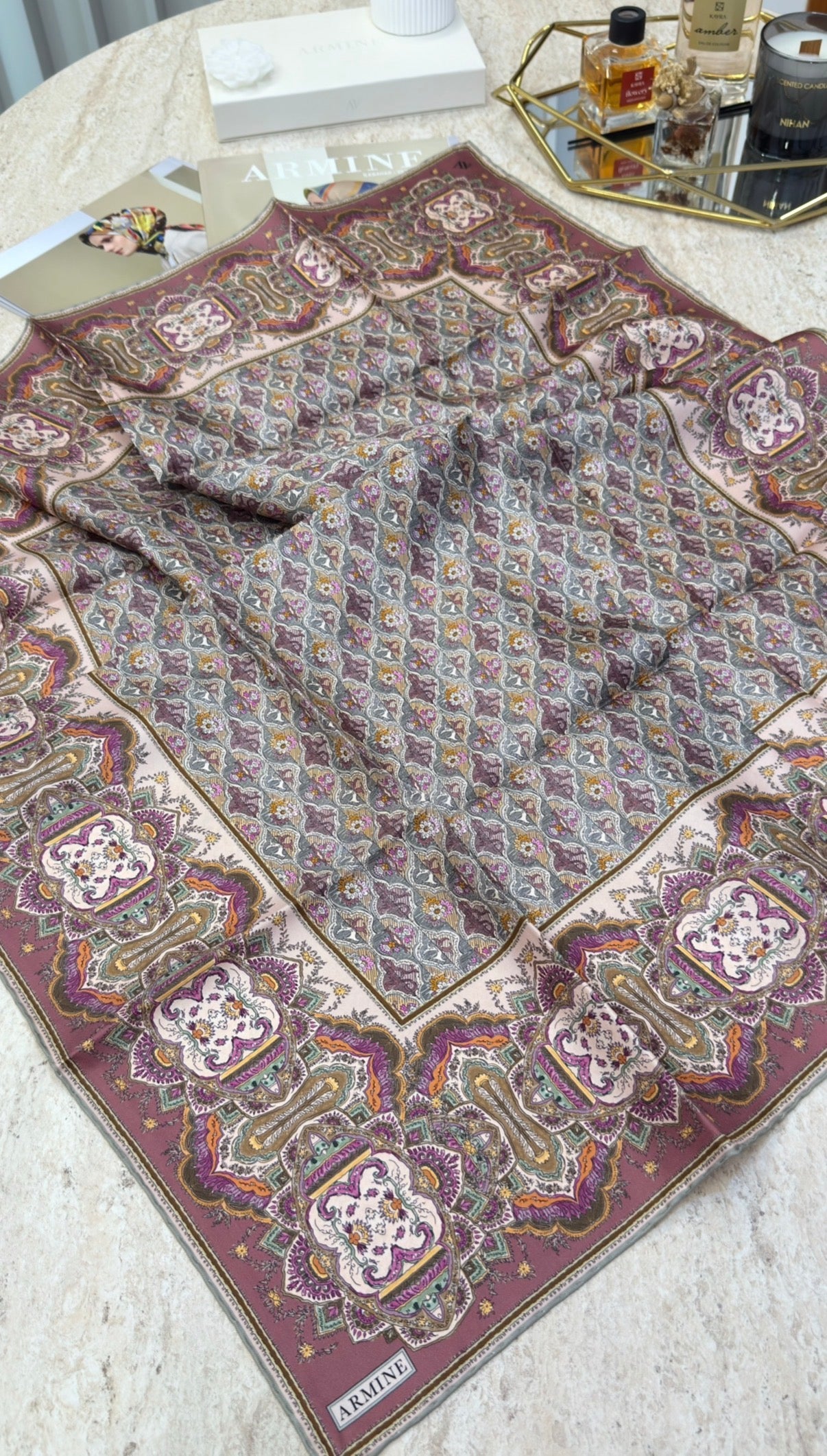 Armine Saf İpek Twill Eşarp 9518D