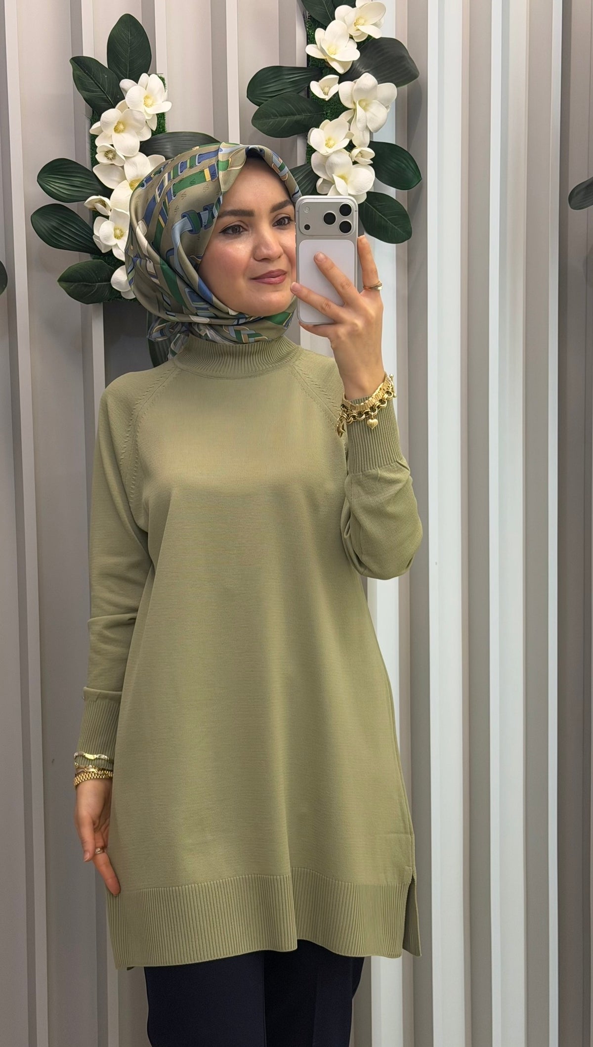 ARMİNE TREND Rahat Kesim Soğuk İplik Merserize Triko Tunik / 26KTD419