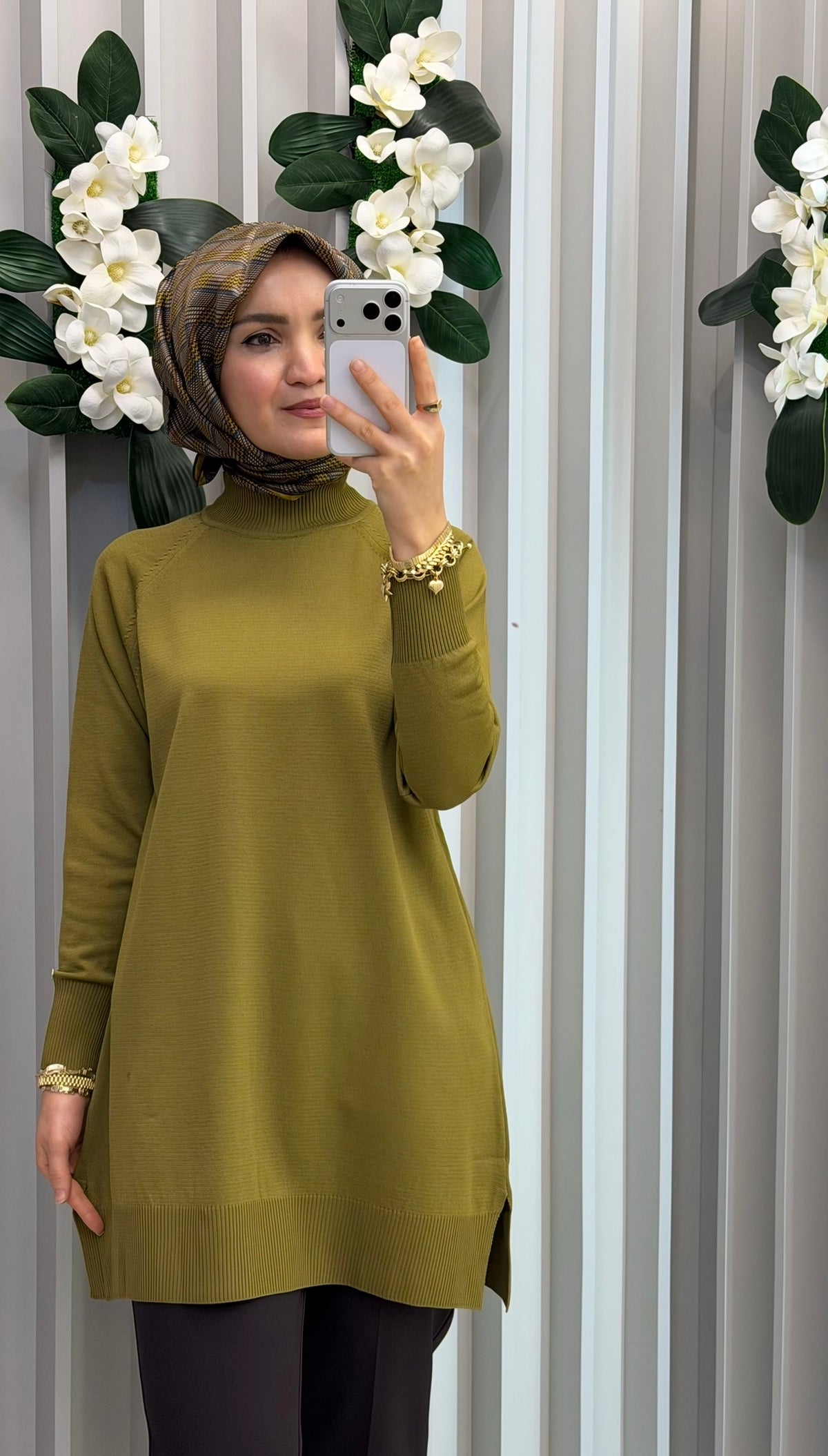 ARMİNE TREND Rahat Kesim Soğuk İplik Merserize Triko Tunik / 26KTD419